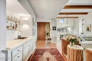 Photo #2: 6658970 Listing