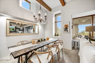 Photo #5: 6658970 Listing