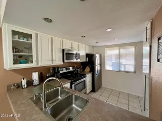 Photo #4: 6658981 Listing 