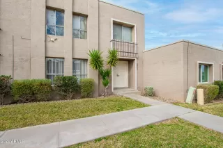 Photo #2: 6659012 Listing 