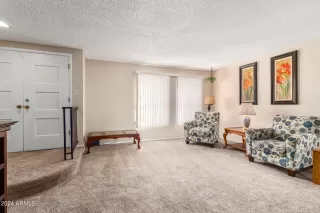 Photo #5: 6659012 Listing 