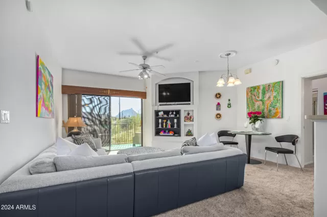 MLS: 6659091 Condo For Sale