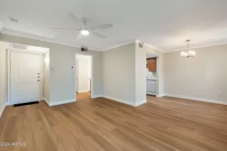 Photo #4: 6659154 Listing 