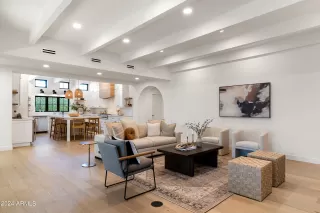 Photo #1: 6659183 Listing