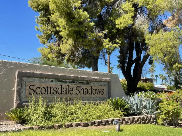 MLS: 6659269 Condo For Sale