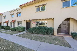 Photo #2: 6659308 Listing 