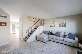 Photo #3: 6659308 Listing 
