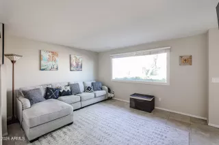 Photo #4: 6659308 Listing 
