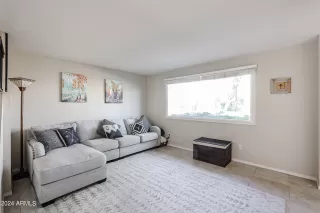 Photo #6: 6659308 Listing 