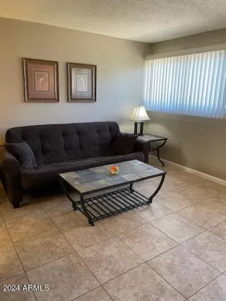 Photo #3: 6659424 Listing 