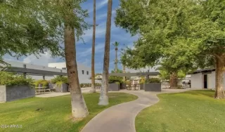 Photo #2: 6659425 Listing