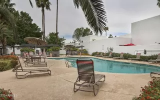 Photo #4: 6659425 Listing