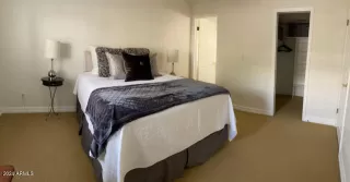 Photo #5: 6659464 Listing