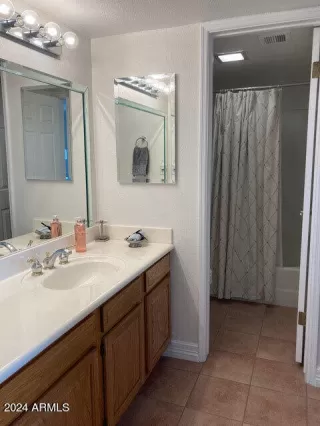 Photo #6: 6659464 Listing