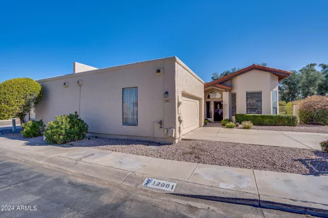 MLS: 6659525 Condo For Sale