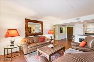 Photo #4: 6659723 Listing 