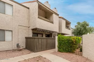 Photo #5: 6659911 Listing 