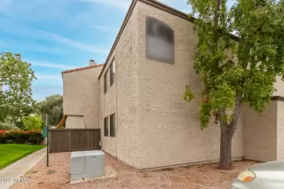 Photo #6: 6659911 Listing 