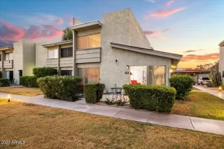 Photo #2: 6660129 Listing