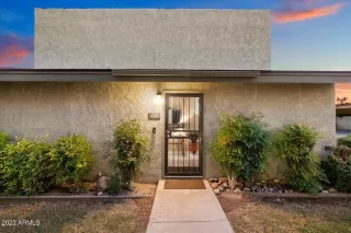 Photo #3: 6660129 Listing