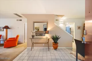 Photo #5: 6660129 Listing