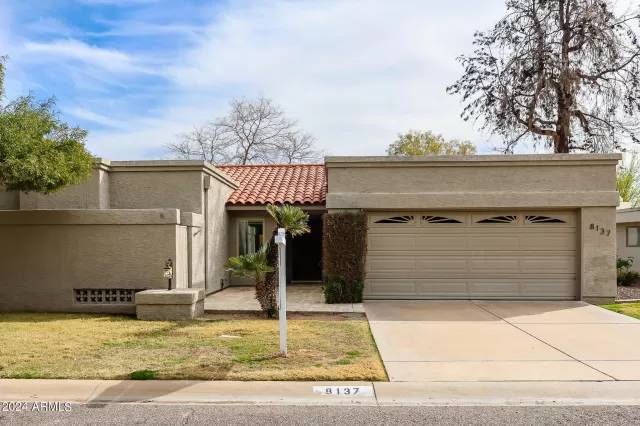 MLS: 6660224 Condo For Sale