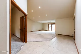 Photo #2: 6660224 Listing