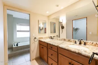 Photo #5: 6660224 Listing