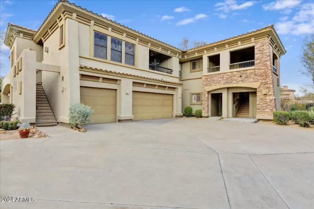 MLS: 6660233 Condo For Sale