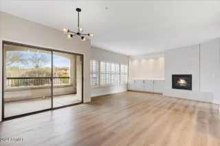 Photo #2: 6660233 Listing 