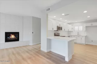 Photo #4: 6660233 Listing 