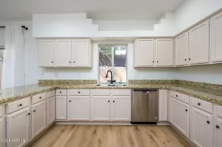 Photo #5: 6660254 Listing 