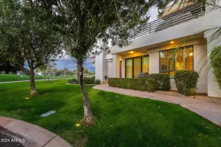 Photo #1: 6660675 Listing