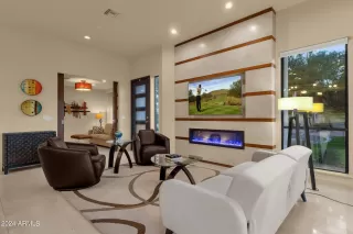 Photo #4: 6660675 Listing