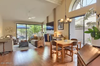 Photo #4: 6660706 Listing