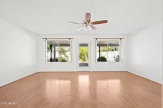 Photo #4: 6660768 Listing