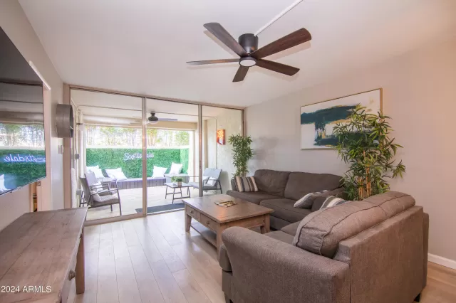 MLS: 6661043 Condo For Sale