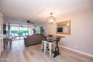 Photo #6: 6661043 Listing