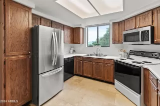 Photo #1: 6661302 Listing 