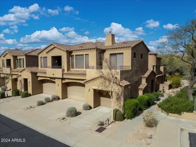 MLS: 6661396 Condo For Sale