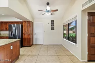 Photo #5: 6661485 Listing 