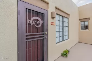 Photo #2: 6661855 Listing