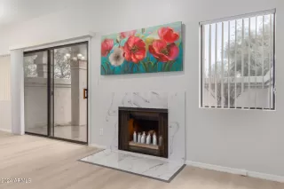 Photo #3: 6661907 Listing