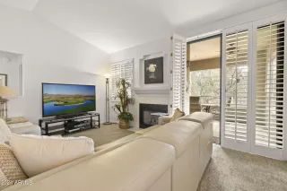 Photo #1: 6661978 Listing