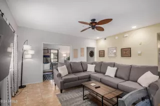 Photo #2: 6662130 Listing