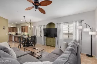 Photo #3: 6662130 Listing