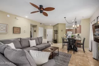 Photo #4: 6662130 Listing