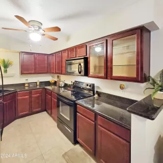 Photo #3: 6662165 Listing