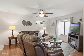 Photo #3: 6662377 Listing 