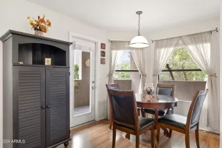 Photo #5: 6662377 Listing 